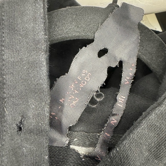 Vlone Men's Red and Black Hoodie siz 
Medium. - Picture 10 of 11